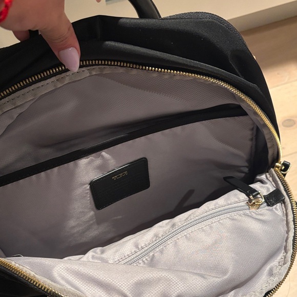 TUMI - Voyageur Carson Laptop Backpack - Women - Black - Picture 5 of 16